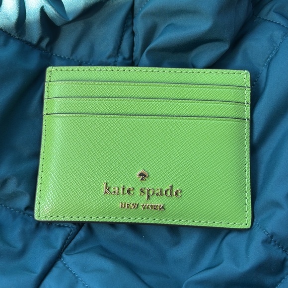 🟩Kate Spade ♠️ green card case🟩 - Picture 2 of 3